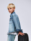 model_shot-creative