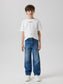 model_shot-creative