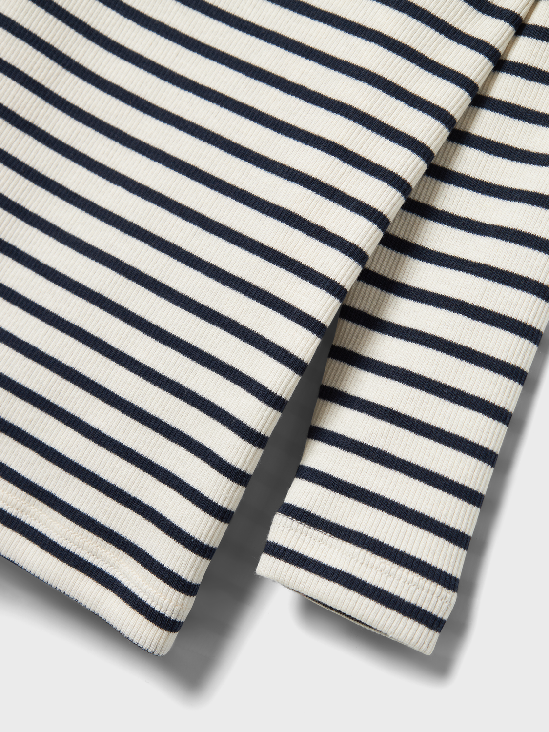 NMNBANI T-Shirts & Tops - Dark Sapphire